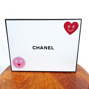 Chanel Box With Logo Scented Tissue Paper